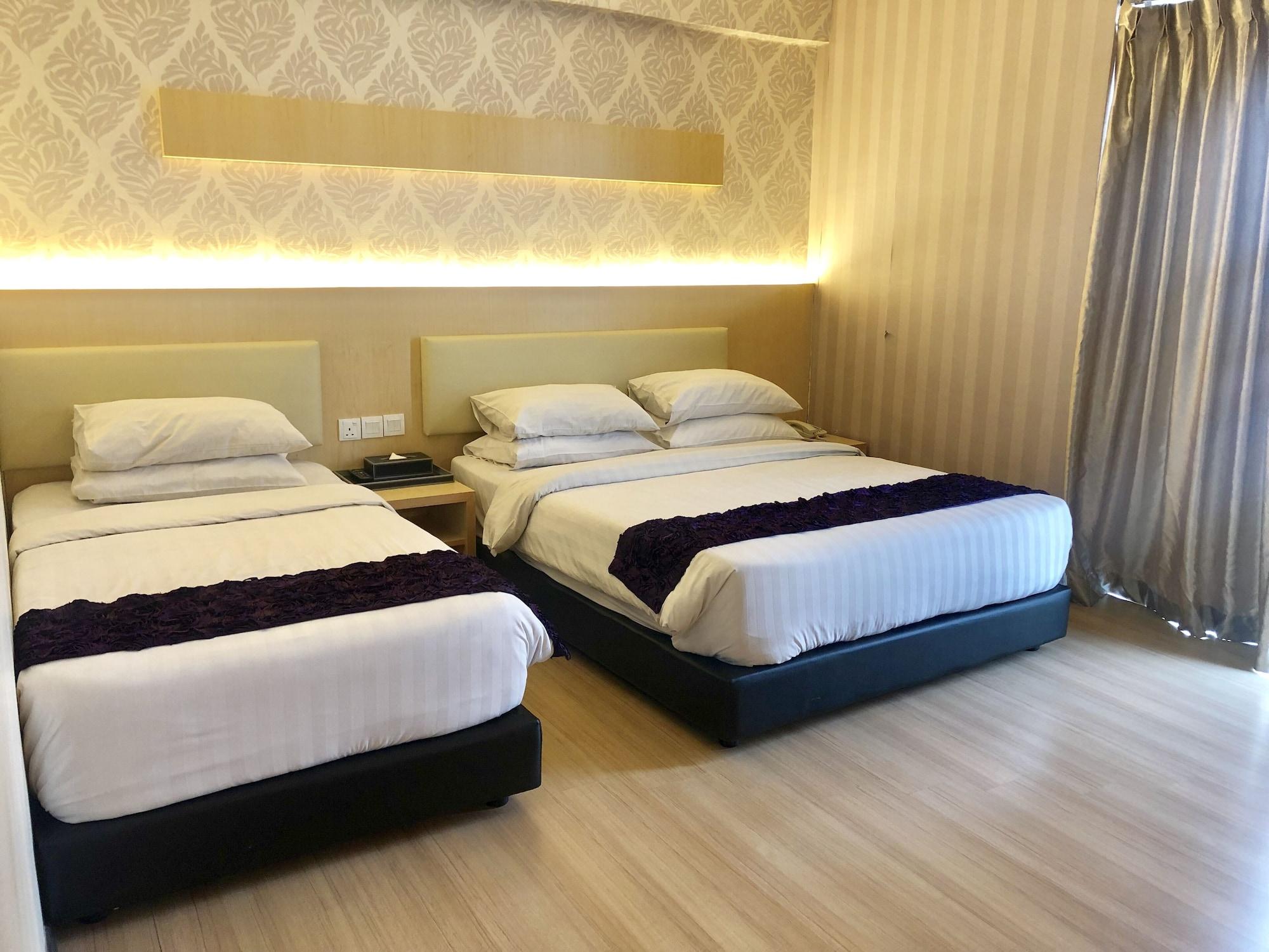 Pariss Hotel Johor Bahru Bagian luar foto