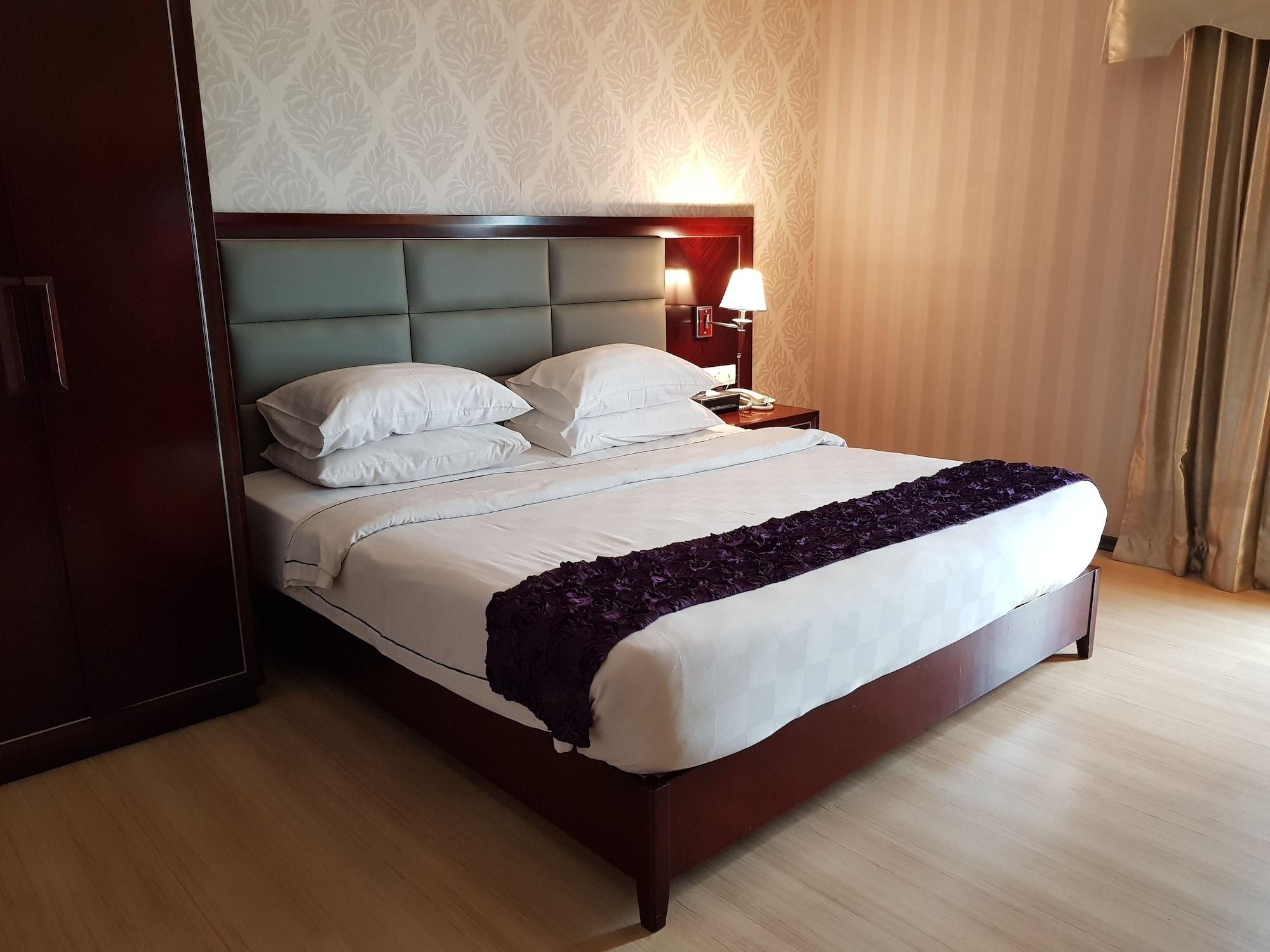 Pariss Hotel Johor Bahru Bagian luar foto