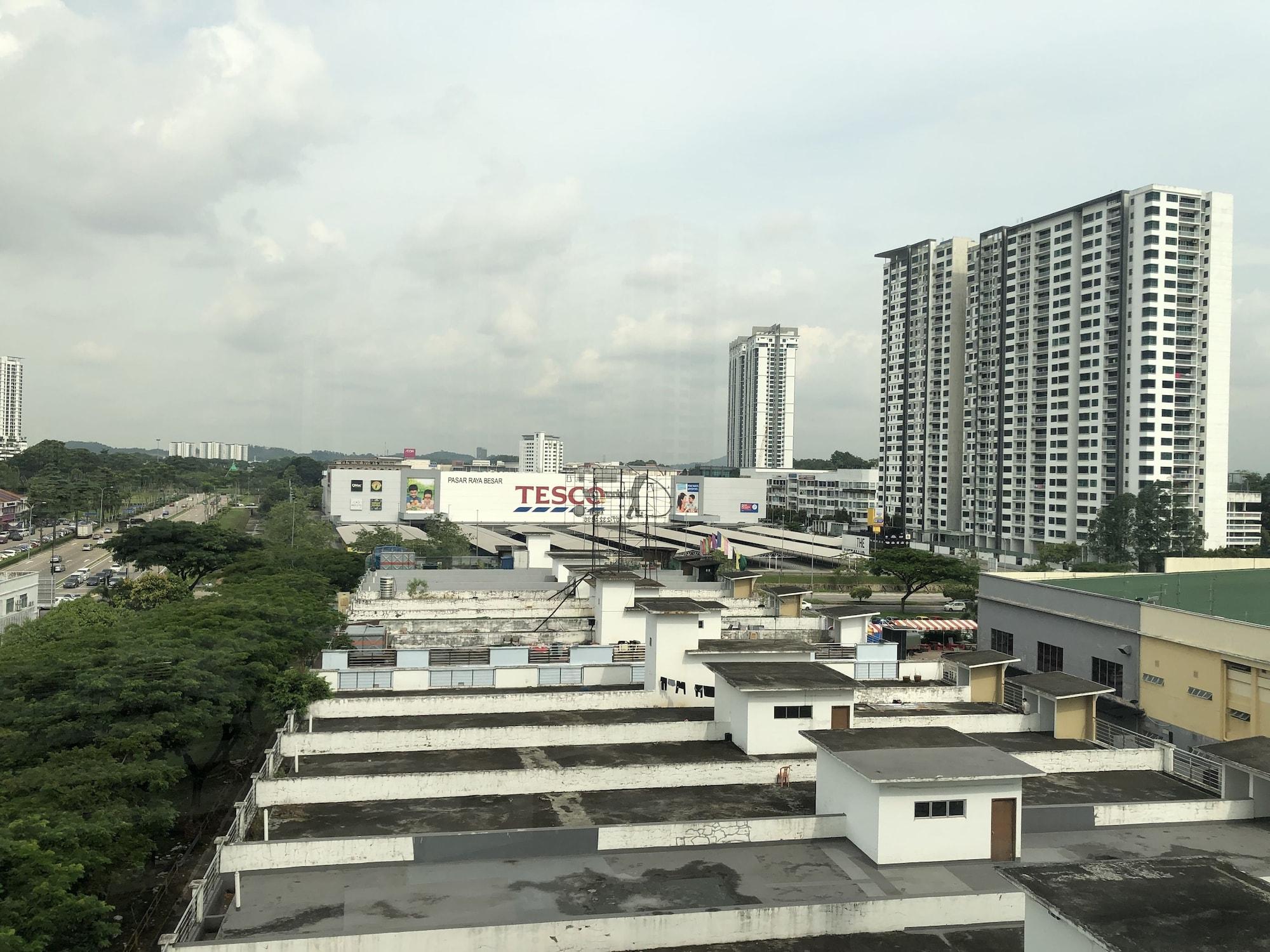 Pariss Hotel Johor Bahru Bagian luar foto