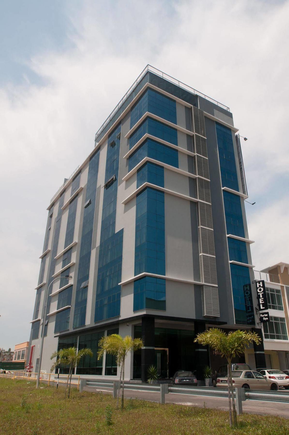 Pariss Hotel Johor Bahru Bagian luar foto