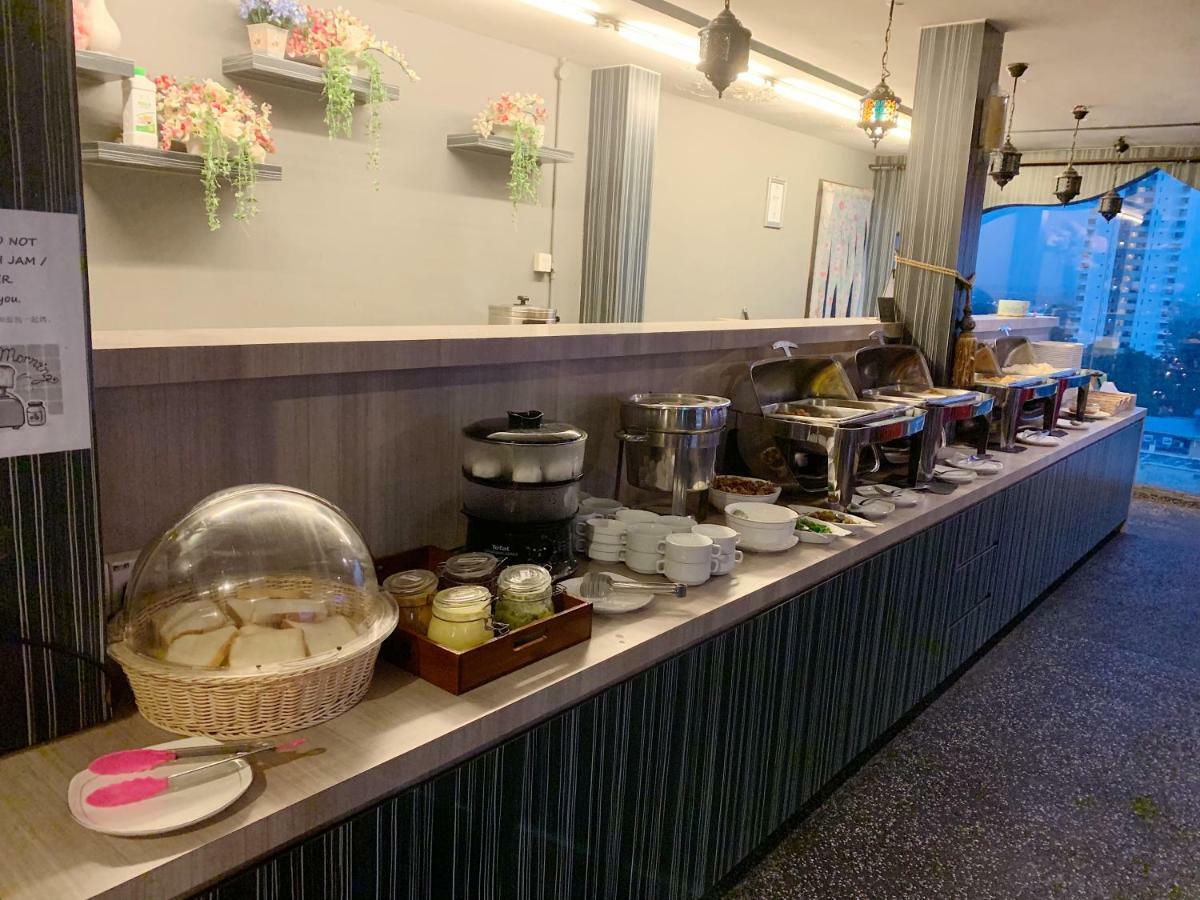 Pariss Hotel Johor Bahru Bagian luar foto